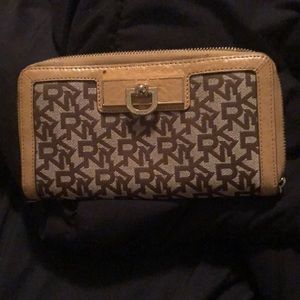 Dnky large wallet
